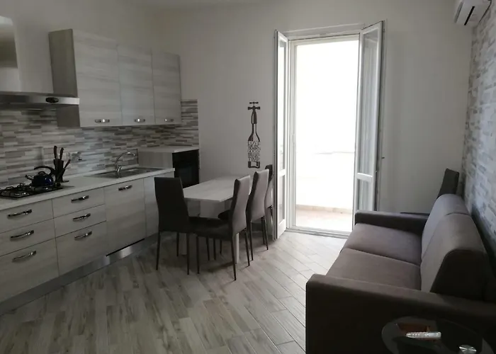 Casa Di Mena אלגהרו