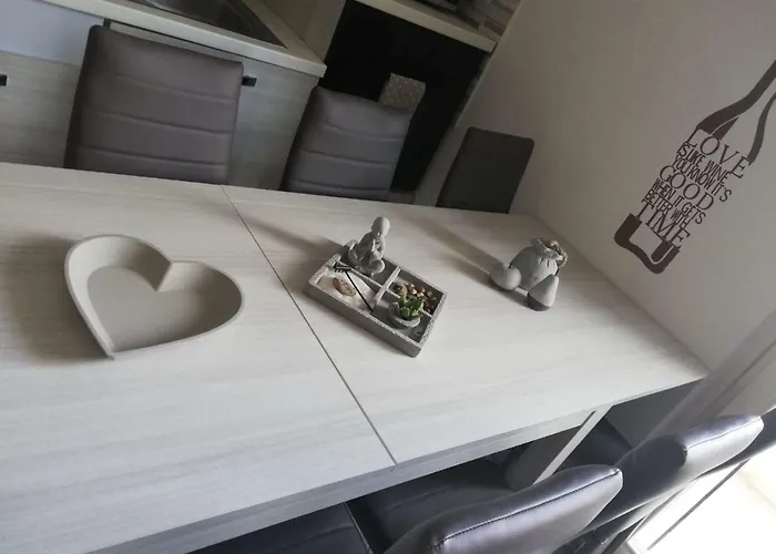 Casa Di Mena אלגהרו