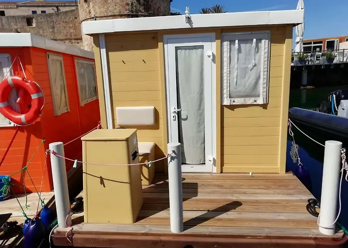 Casa Di Mena אלגהרו